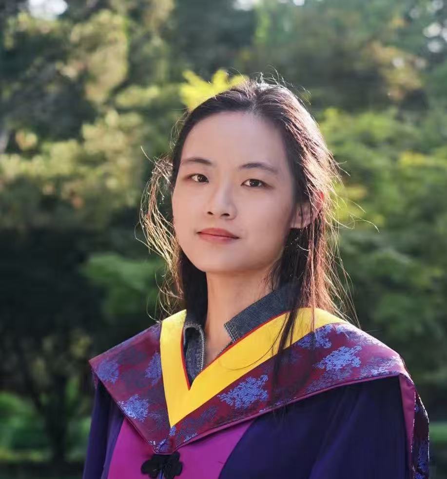 Ziyi Xie/ Zoe Xie/ 谢子怡